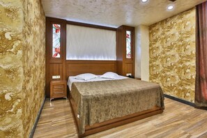 Double Room, City View | Free WiFi - Israel Ori Hotel (Yerevan)