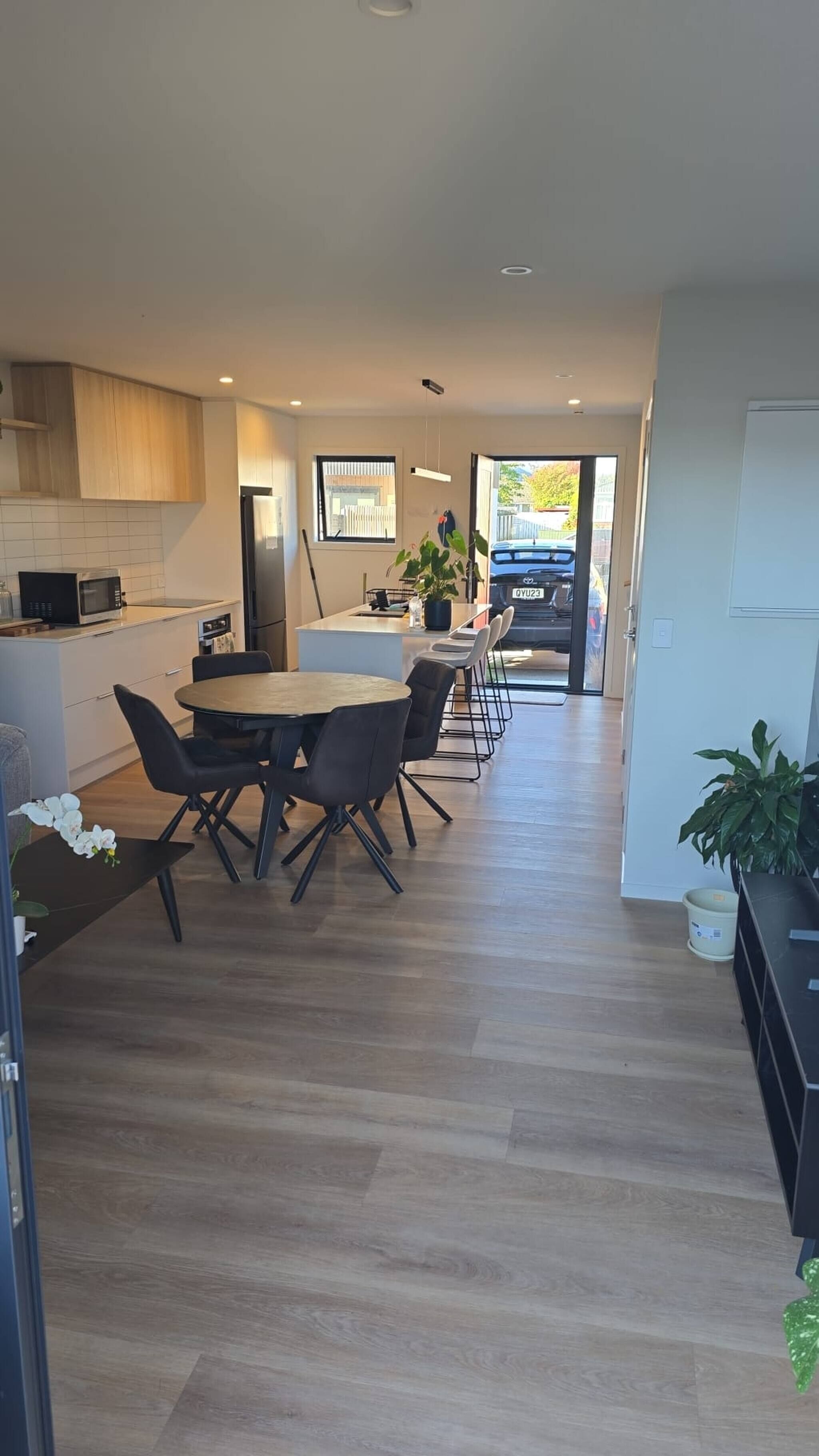 House, 1 Bedroom | Dining