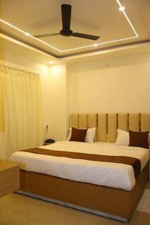 Room - S S RESIDENCY (Gorakhpur)