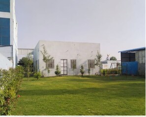 Property grounds - Hotel Deluxe And Family Resturant (Lachhmangarh)
