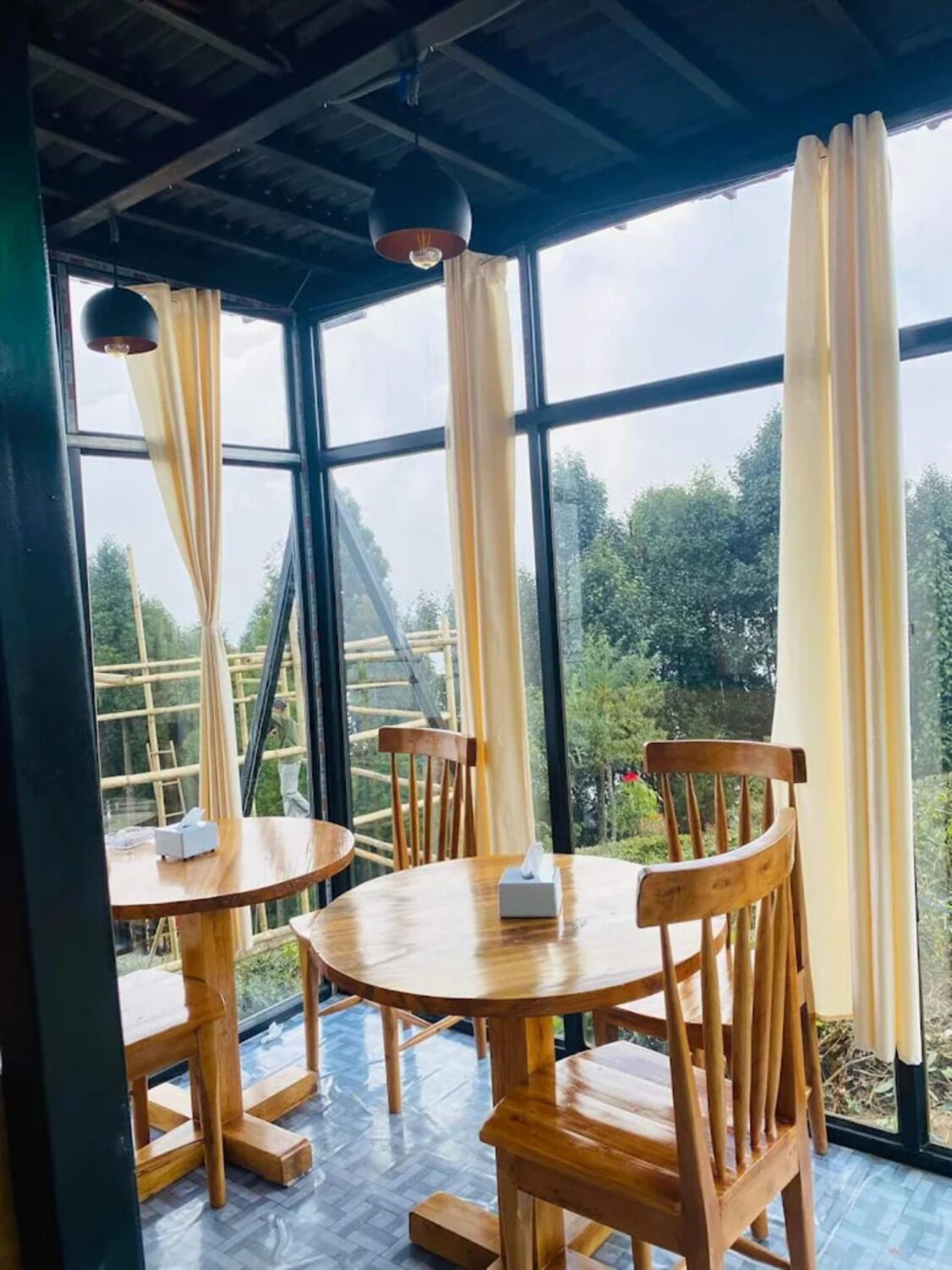 Comfort Cottage, Balcony, Garden View | Dining