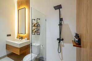 Batas, pantuflas, bidet