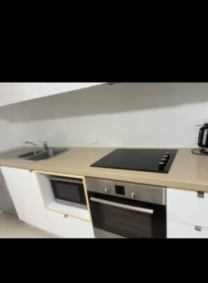 Private kitchen - Blissfull Paradise (Nelly Bay)