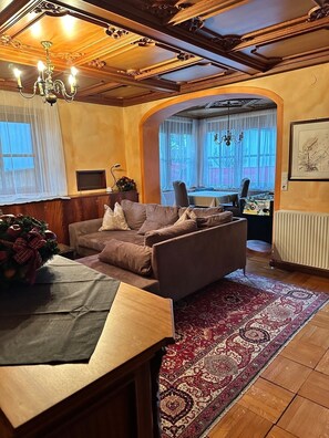 Fernseher