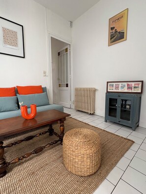 Smart TV - L'Echoppe bordelaise (private garden, ideal for couples/families) (Talence)