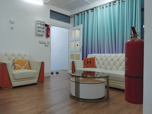 Interior - TRANSIT HOTEL  LUXUARY (Male)