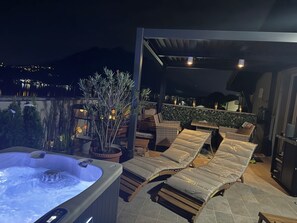 Idromassaggio all'aperto