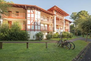 Exterior - Picturesque Old Aquitaine Apartment for 5 (Biscarosse)