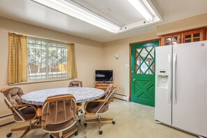Dining - Extended-Stay Home/Office, 8 Mi to Dtwn Denver (Lakewood)
