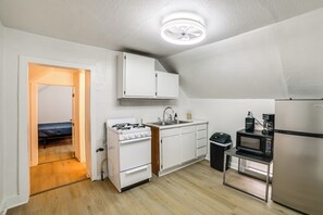 Private kitchen - Walkable Apt in Dtwn Michigan City! 2 Mi to Beach (Michigan City)
