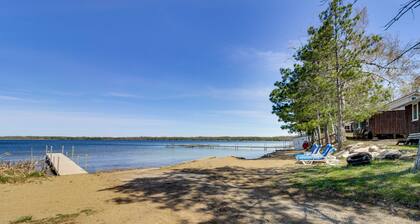 Minnesota Lake Escape! Waterside Resort Cabin
