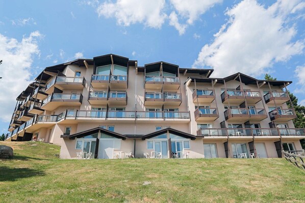 Exterior - Stunning Pyrenees Apartment for 4 (Font Romeu Ermitage)