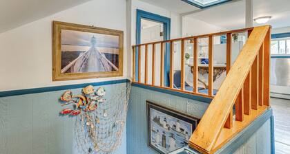 'Nana’s Tiny Flat' East Side Charmer Near Brown