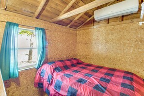 Room - Resort Retreat on Gull Lake! Minnesota Cabin (Tenstrike)
