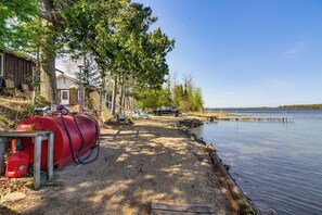 Beach - Endless Fun! Lakefront Cabin at Birch Haven Resort (Tenstrike)