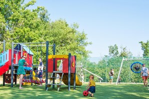 Children's area - Grospierres Duplex with Large Terrace for 4 (Grospierres)