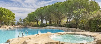 Stay with Private Outdoor Space