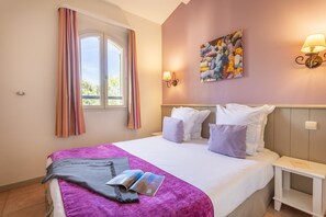 Room - 2-Bedroom Stay with pool (Mallemort)