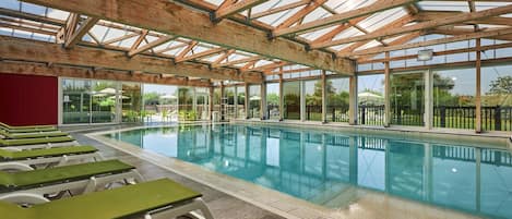 Piscine couverte