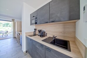 Private kitchen - Southern Corsica Retreat with pool (Porto-Vecchio)