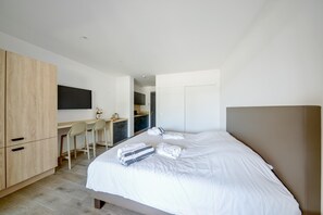 Room - Southern Corsica Retreat with pool (Porto-Vecchio)