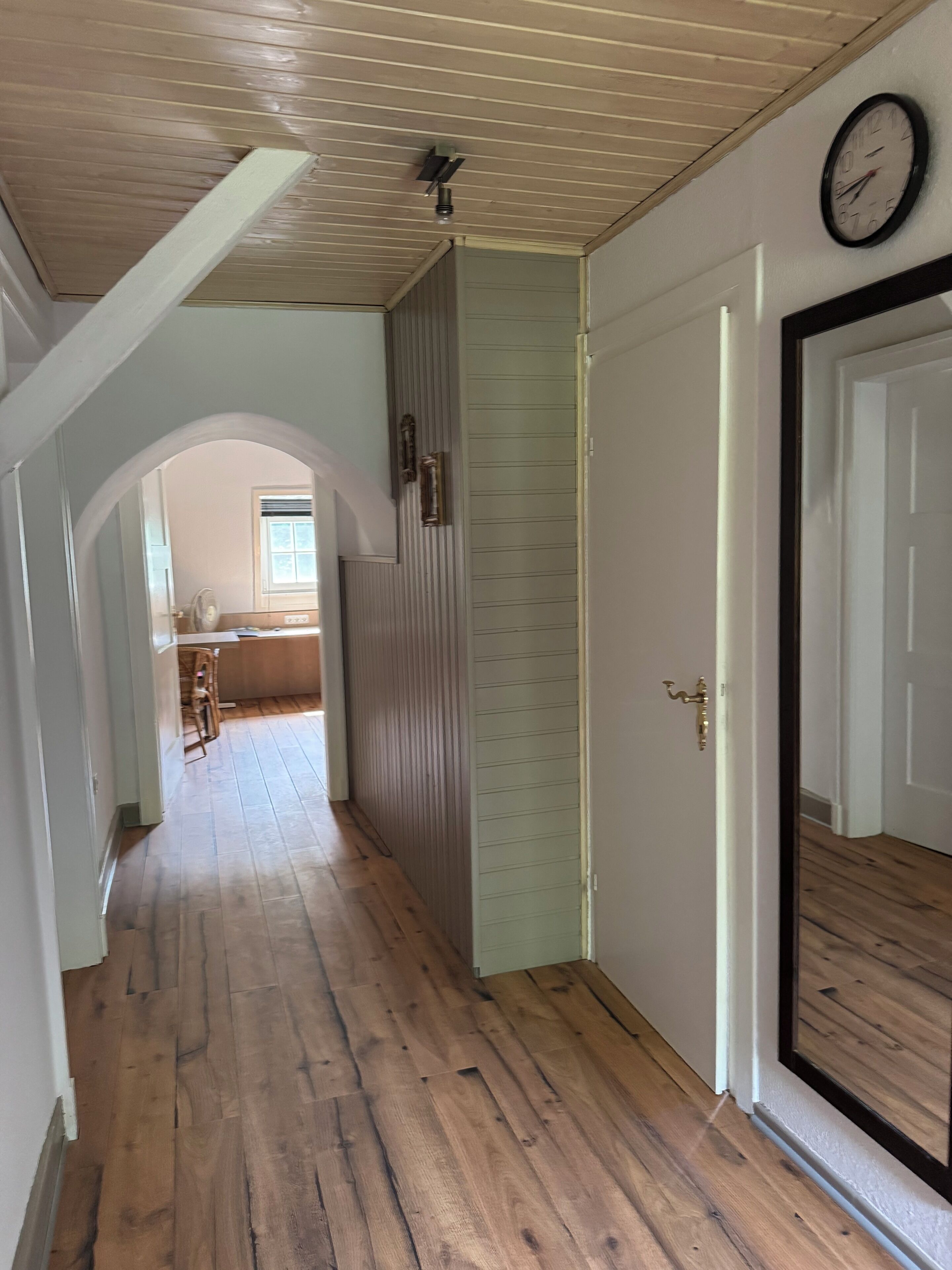 Apartment, Garden View | Desk, laptop workspace, blackout drapes, WiFi (free)