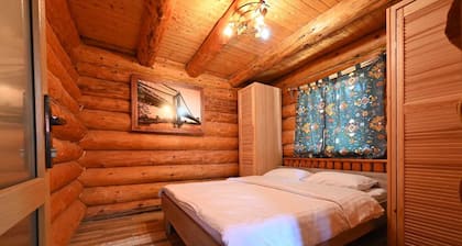 Cabana Lui Bubu -- Up to 10 People Family Cabin