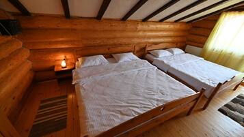 4 bedrooms, WiFi, wheelchair access