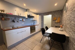 Private kitchen - The Waiting Room – Peace, nature, and charm in Pe (Peer)