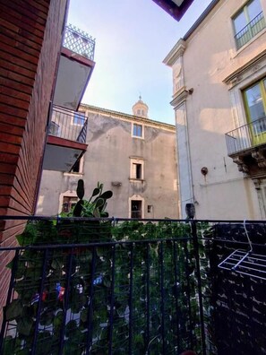 Double Room, City View | Property grounds - Al Quadrato d'Oro (Catania)