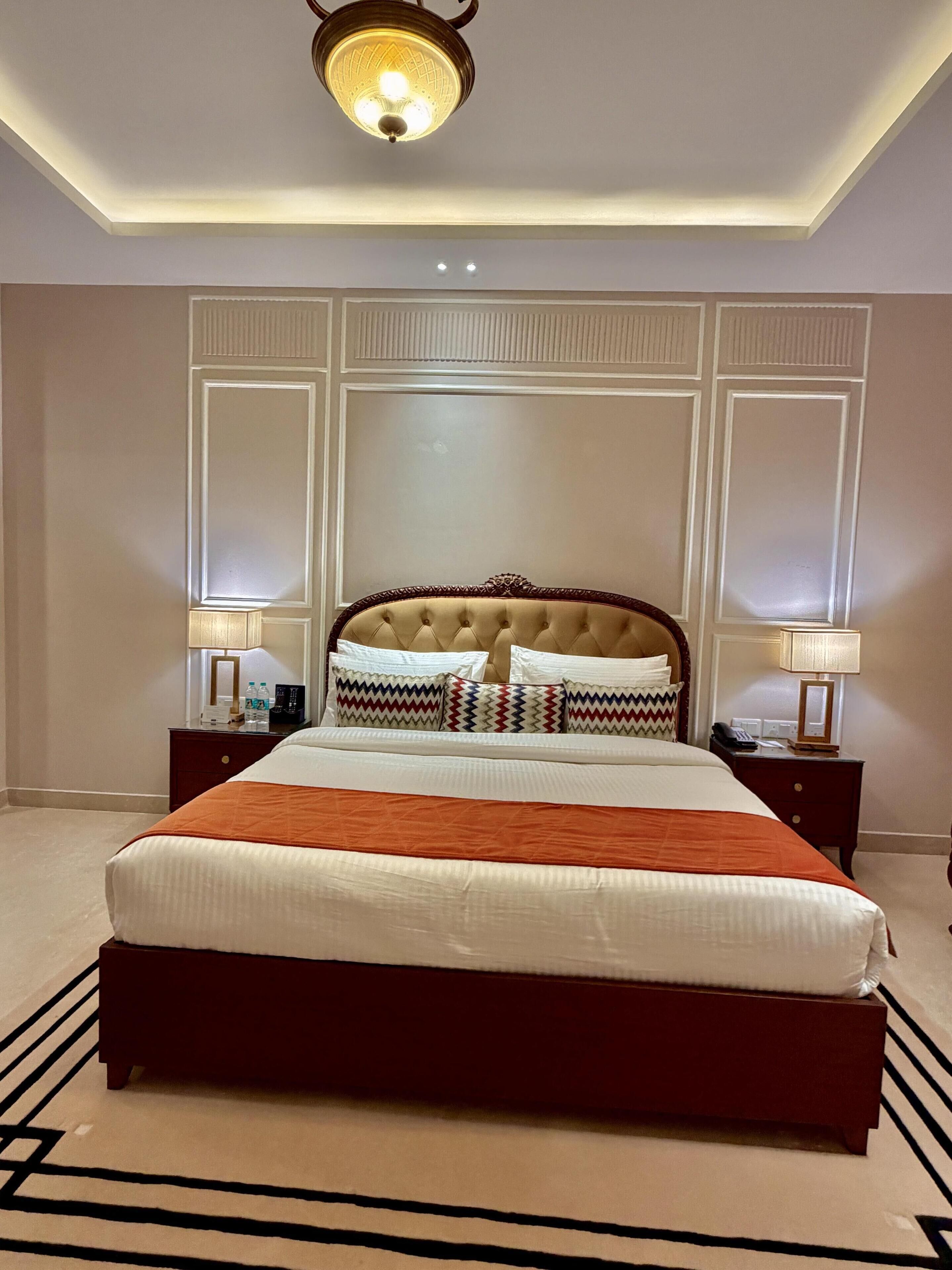 Deluxe Room, 1 King Bed, Non Smoking