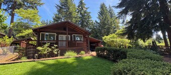 Wine Country Cottage · King Bed · AC