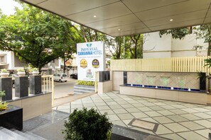Front of property - Imperial Tamanna Hotel  (Pune)
