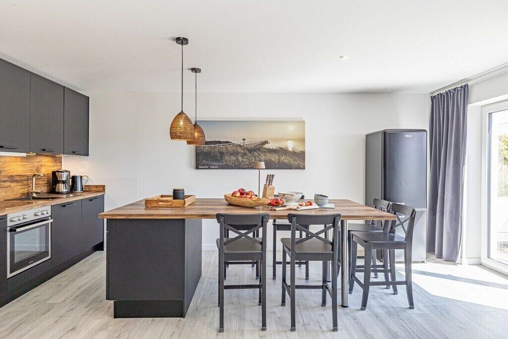 Kühlschrank, Ofen, Herdplatte, Geschirrspüler