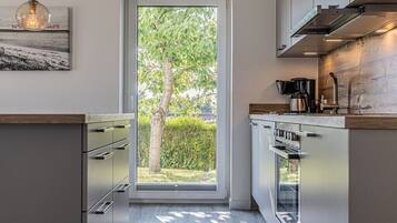 Kühlschrank, Ofen, Herdplatte, Geschirrspüler