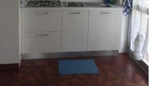 Private kitchen - Aria Sole Residence - Martyrs of Liberty 21 (San Bartolomeo al Mare)