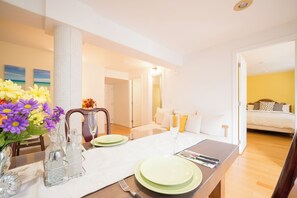 2 Schlafzimmer, Bügeleisen/Bügelbrett, kostenloses WLAN, Bettwäsche