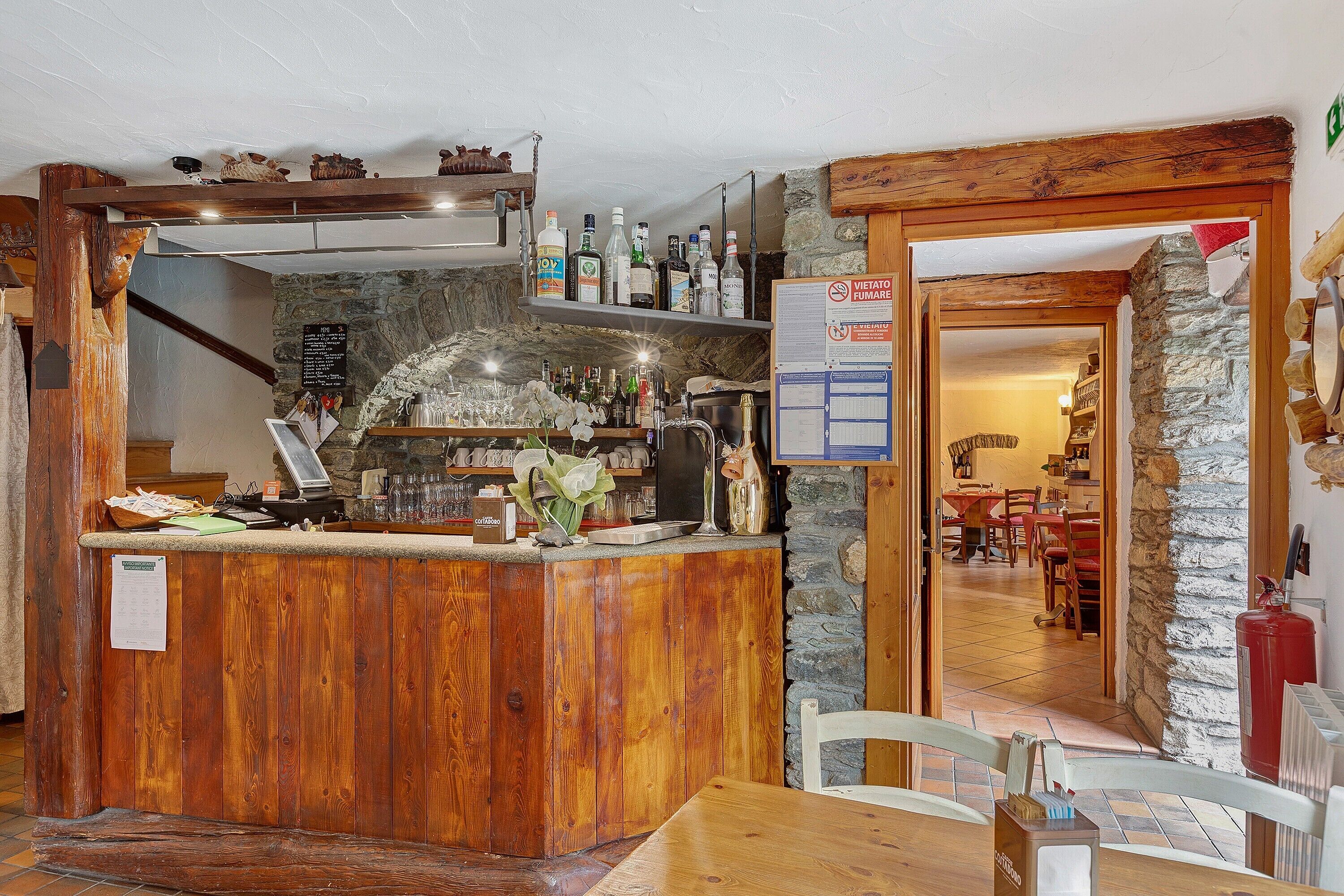 Bar (in der Unterkunft)