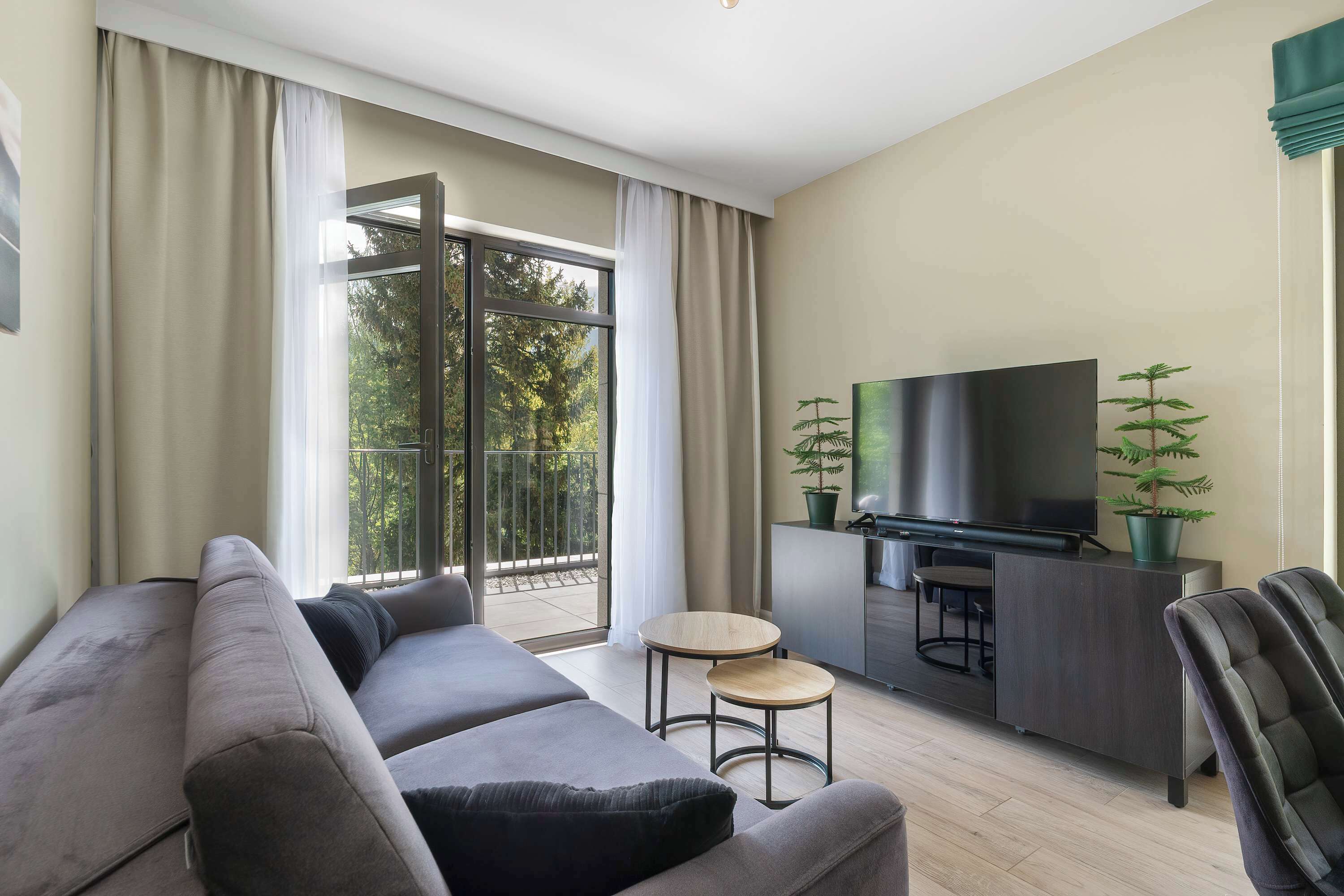 TV, offices