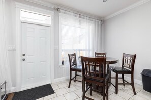 Dining - Comfortable and spacious bedroom in Langley! (Langley)