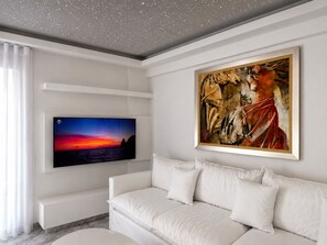 Living area - Starlight Seaview Suite | Flisvos Sunset (Paleo Faliro)