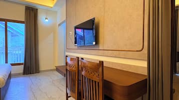 Family Suite, Mountain View | Interior