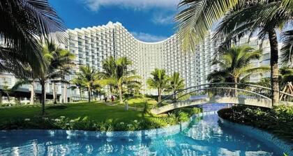 Arena Cam Ranh Condotel With Beachfront