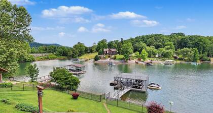 The Splash Pad at Lake Chatuge by Chatuge Home Concierge | Lakefront Retreat · Private Dock · Kayaks · Paddle-boards · Splash Pad