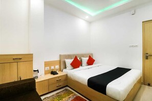 Classic Room - Hotel Moti Mahal (Varanasi)