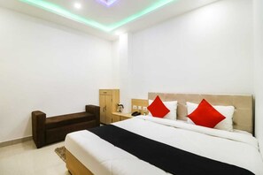 Classic Room - Hotel Moti Mahal (Varanasi)