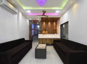 Lobby - Hotel Moti Mahal (Varanasi)