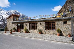 Exterior - Biker Gang Hotel & Cafe By OTABoostup (Keylong)