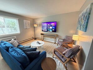 Living area - Twin Oaks Extended Stay One Bedroom - 2817 Apt 13 (Syracuse)