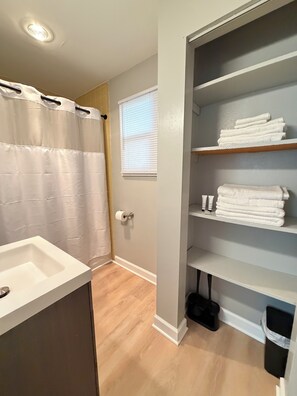 Bathroom - Twin Oaks Extended Stay One Bedroom - 2817 Apt 13 (Syracuse)